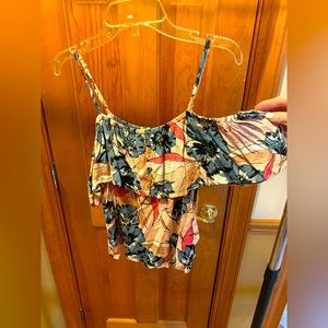 Billabong tank/off the shoulder blouse